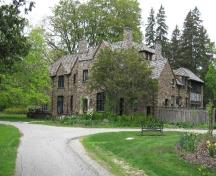 Of note is the magnificent two-and-a-half-storey structure constructed from local stone.; Paul Dubniak, 2008.