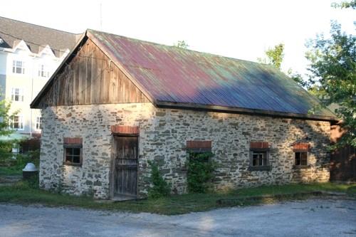 Landscape, 1295 Burnhamthorpe Road, 2008