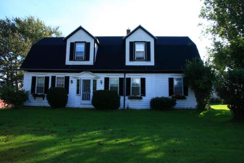 Showing front elevation