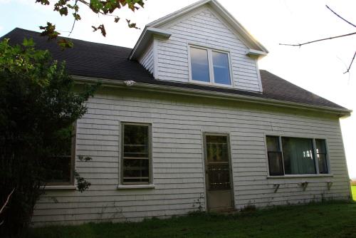 Showing front elevation