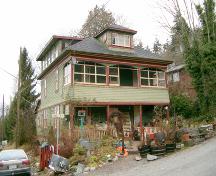 Exterior view of Stagecoach House 2004; Donald Luxton and Associates, 2004