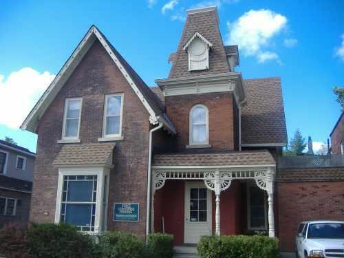 Lawrence-Singer House
