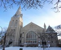 Primary elevation, from the north, of Augustine United Church, Winnipeg, 2008; Historic Resources Branch, Manitoba Culture, Heritage and Tourism, 2008
