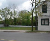 Of note is the Bowling Green.; Paul Dubniak, 2008.