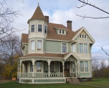 Front elevation, 27 Victoria Street West, Amherst, NS.; Heritage Division, NS Dept of Tourism, Culture and Heritage, 2007