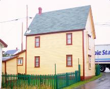 View of the rear facade. Photo taken about 1995.; HFNL 2009