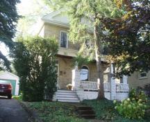 Of note is the smooth buff brick exterior.; Paul Dubniak, 2008