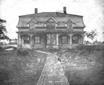 La façade de la maison Stevenson à la fin du XIXe siècle; Private collection