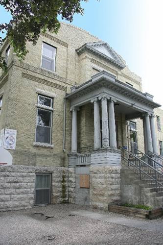 Entrance Detail