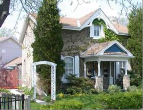 125 Grand River Avenue
