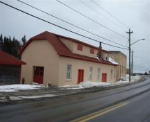 Image actuelle de l'ancienne centrale prise de la rue avec une vue du nord-ouest; Grand Manan Historical Society