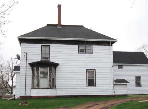 Showing east elevation