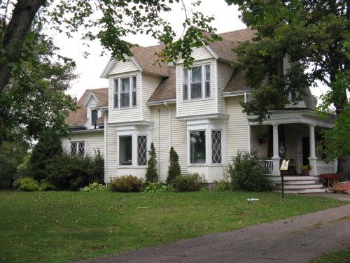 Showing southeast elevation