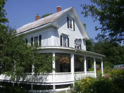 Stickney Residence - Contextual view