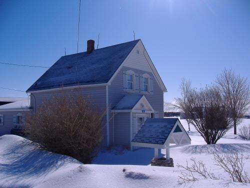 Showing front elevation