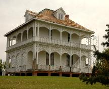 Front elevation of the Veregin Doukhobor Prayer Home, 2004.; Government of Saskatchewan, Calvin Fehr, 2004.
