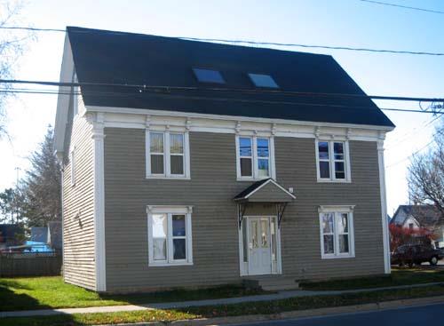 402 Union Street