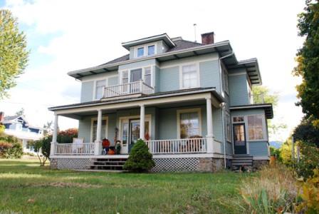 Oblique view looking southeast, 2009