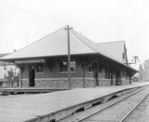 Vernon CPR Station; Greater Vernon Museum & Archives photo #3969, 1915