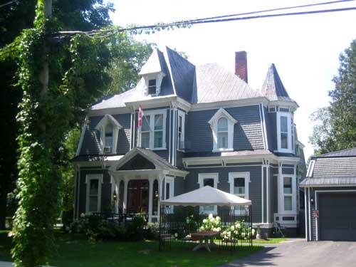 Victoriana Rose, 193 Church Street