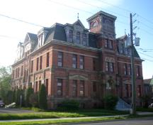 Image de la maison York, 193, rue York, montrant la façade sud du bâtiment; City of Fredericton