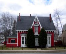 Image of 279 Regent Street, showing Gothic Revival Style architectural features; City of Fredericton