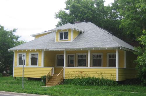 565 Aberdeen Street