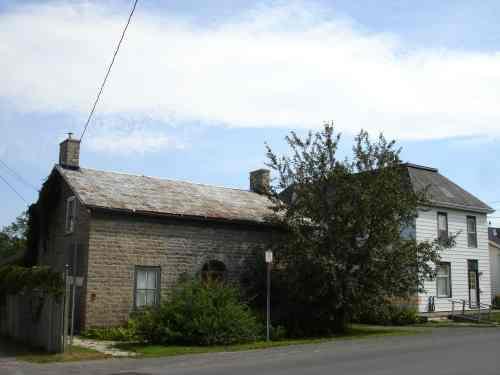 Lyman Clothier House