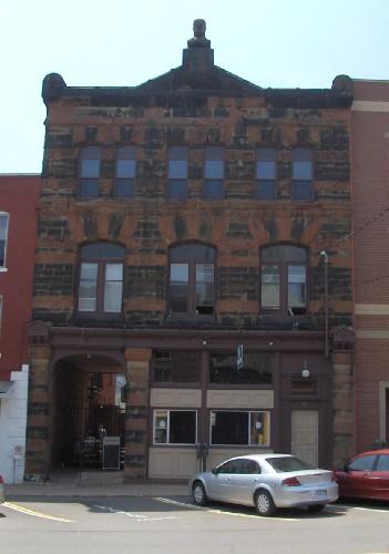 75 Queen Street, Connolly Block