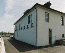 Corner view of the Bridge Office and Shop, 1993.; Department of Public Works / Ministère des Travaux publics, 1993.