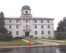 View of the main façade of the administration section of the Administration and Main Cellblock Building, 2001.; Bruce Macdonald, 2001.