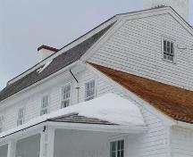 Side elevation, Fort Sackville Manor, Bedford, Nova Scotia, 2004.; HRM Planning and Development Services, Heritage Property Program, 2004.