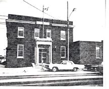 Façade d'édifice; PA 124551