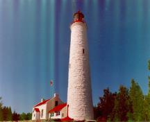 General view of Lightstation: Annex.; Department of Fisheries & Oceans Canada/Département de pêches et océans Canada
