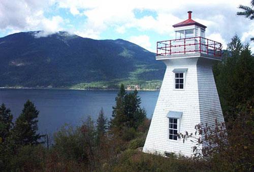 side view looking towards Kootenay Lake