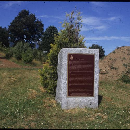 View of the plaque.