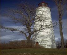 General view of the Point Clark Lighthouse, 1997.; Parks Canada Agency / Agence Parcs Canada, 1997.