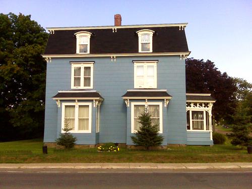Soy-Irving House