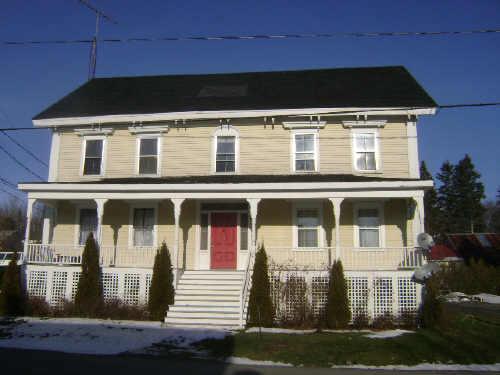 102 Montague Street - Contextual