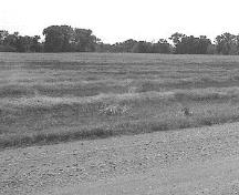 View of the fields surrounding Fort Dufferin.; Parks Canada Agency / Agence Parcs Canada.