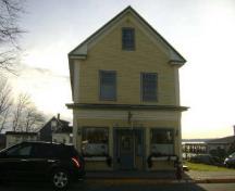 This photograph shows the front façade of the building, 2009; Town of St. Andrews