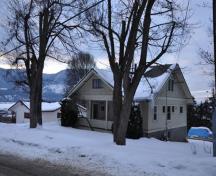 671 2 Avenue NE, R. H. Neelands House; City of Salmon Arm, 2011