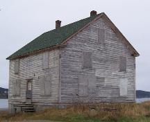 View of the front and right facades of Ashbourne Office, Twillingate, NL. Photo taken 2004. ; HFNL/Andrea O'Brien 2010