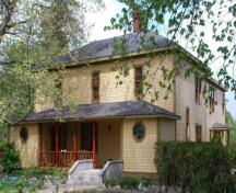 Exterior view of W.D. Walker House, 2012; Susan Harris, 2012