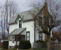 18431 Fraser Highway; City of Surrey, 2011