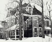 98 Summer Street; PEI Public Archives and Records Office, Charlottetown Camera Club Collection, 2763-42