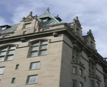 Roof detail of the Fort Garry Hotel, Winnipeg, 2006; Historic Resources Branch, Manitoba Culture, Heritage and Tourism, 2006
