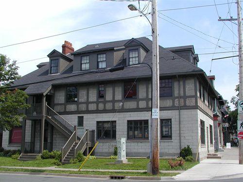 Side Elevation