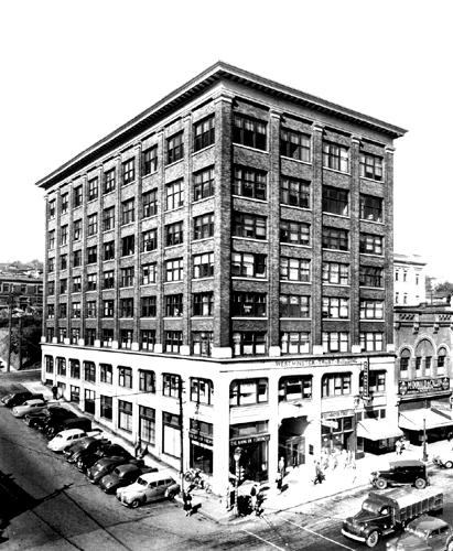 Oblique view