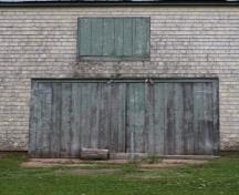 Barn door detail; Province of PEI, F. Pound, 2009
